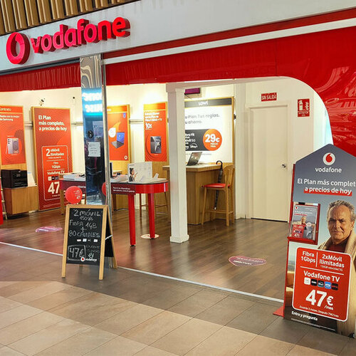 Tienda Vodafone Vodafone Carrefour Úbeda
